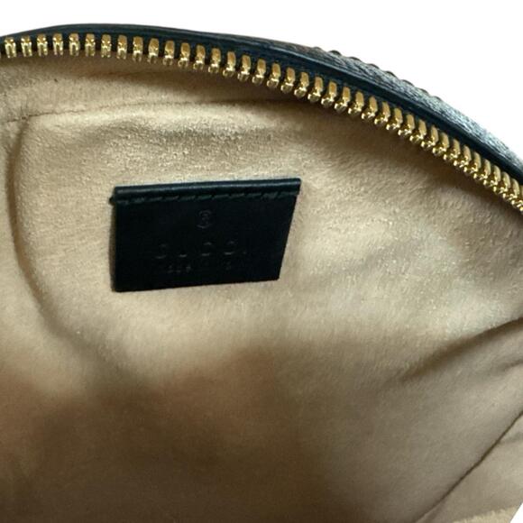 GUCCI Authentic Black Shoulder Bag - Picture 7 of 11